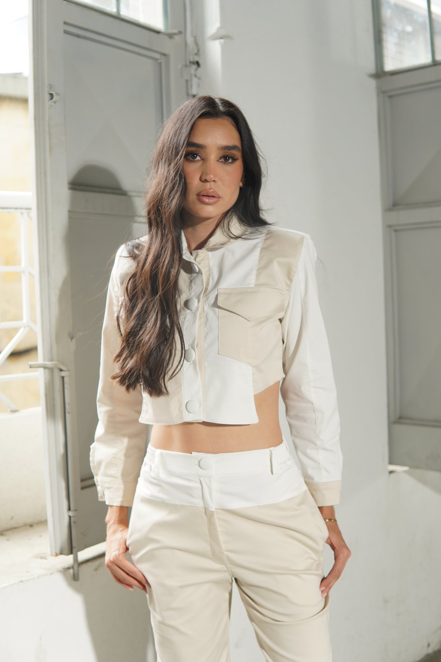 Set Agatha Nude