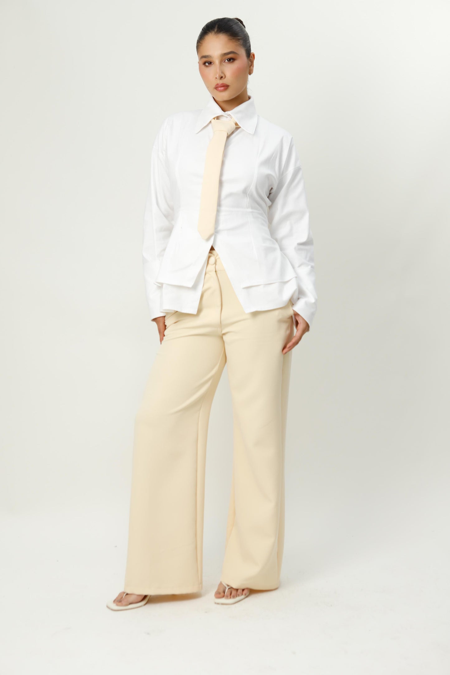 Corbata Alessa Amarilla